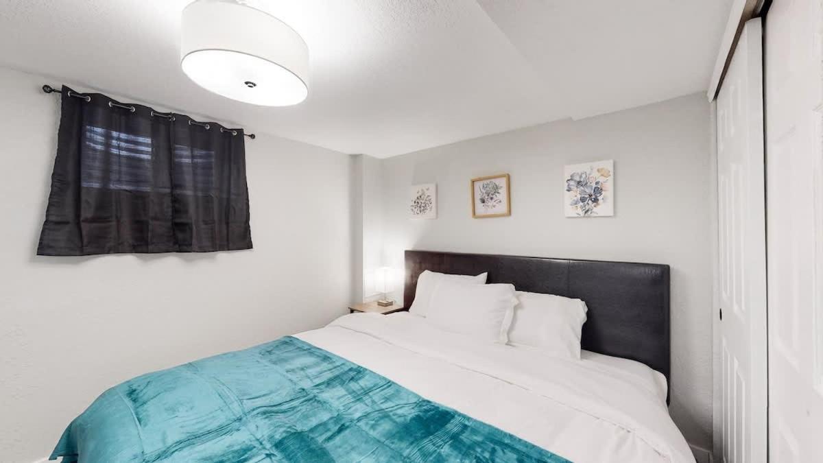 Spacious Family Retreat In *