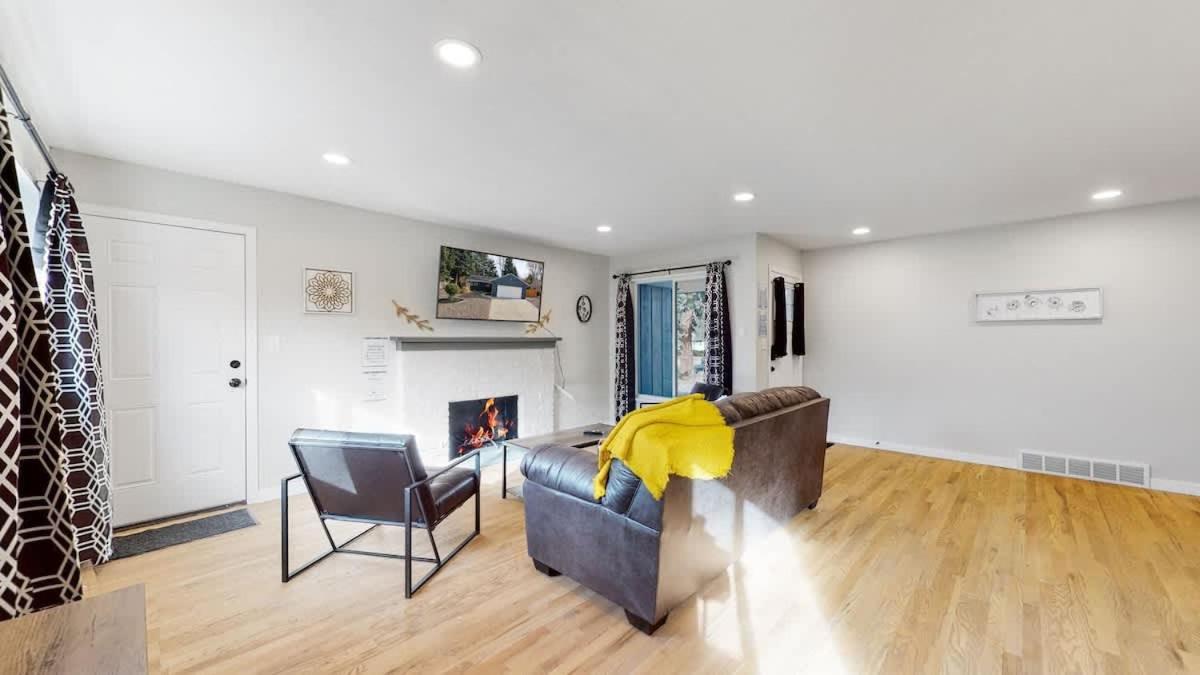 Spacious Family Retreat In * Denver